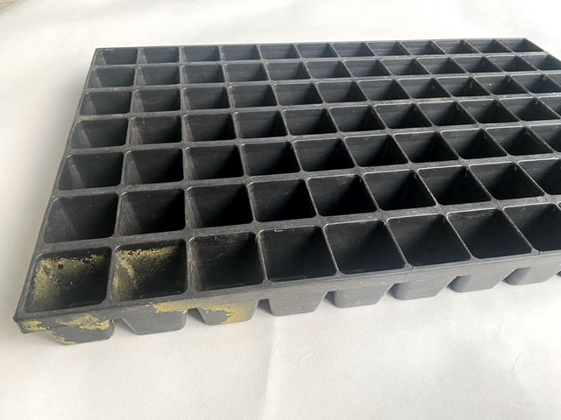 84 Cell Tray (used)